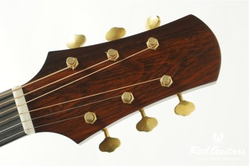 Model OM. Sitka Spruce/African Mahogany